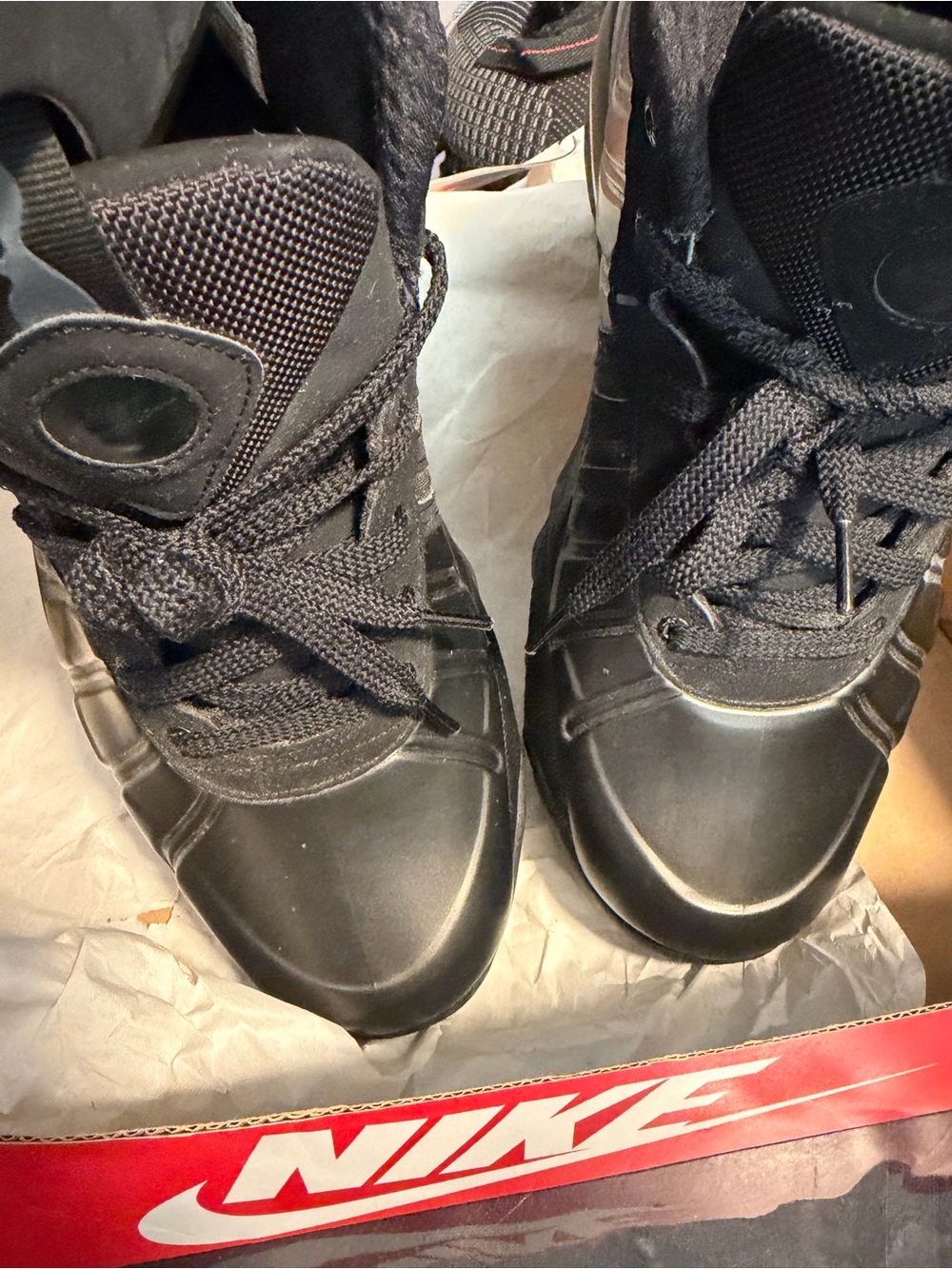 Nike Air Bakin Posite Black - Picture 4 of 7